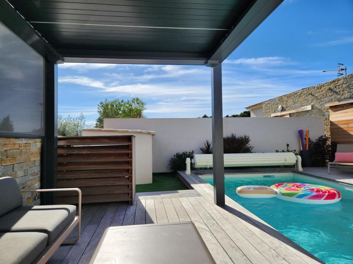 Villa Home Holiday A Cala Rossa Lecci Exterior photo